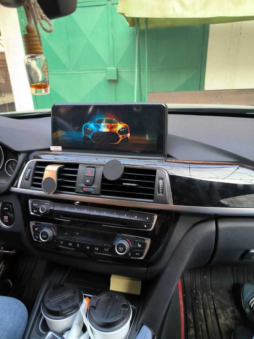 Navigatie android BMW F30 Carplay Waze YouTube