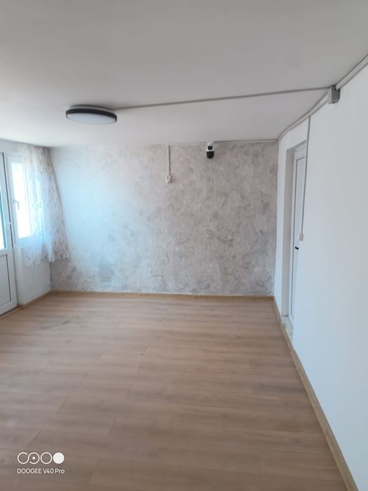 Închiriez spațiu comercial