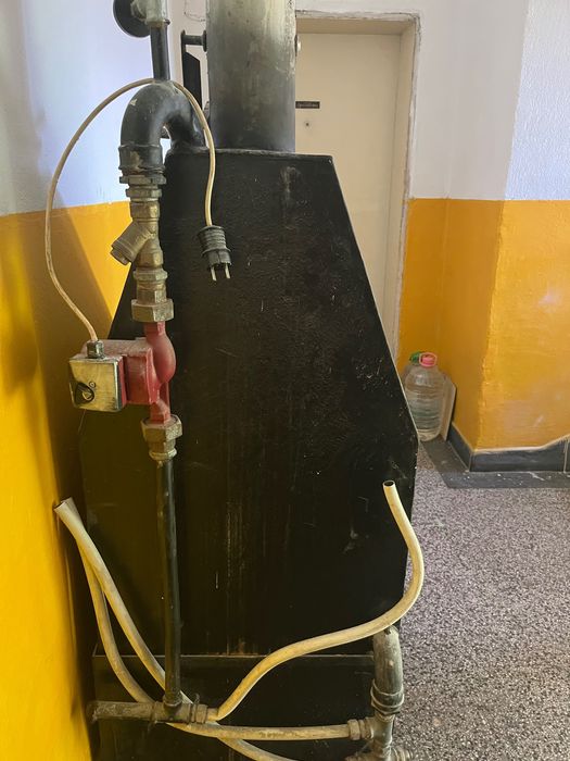 Камина с водна помпа