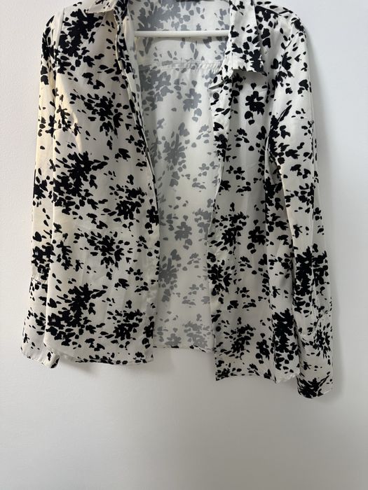 Платье,футболка,кофта и тд