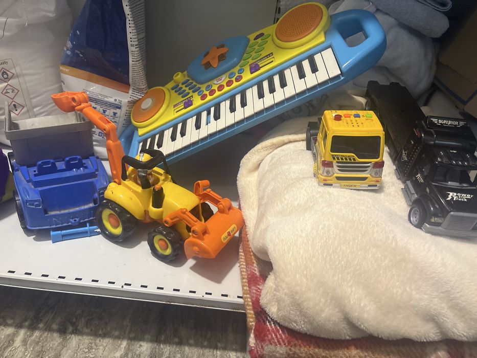 Jucarii copii 2-8 ani