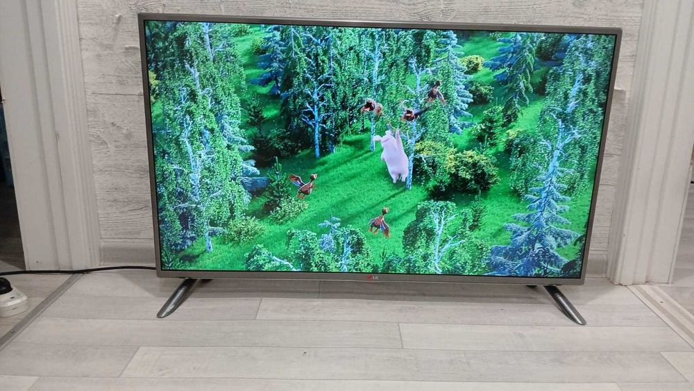 Смарт тв LG WebOS диагональ 120см  БЕЗ ТОРГА