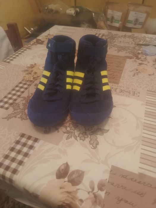 Борцовки  четири чифта