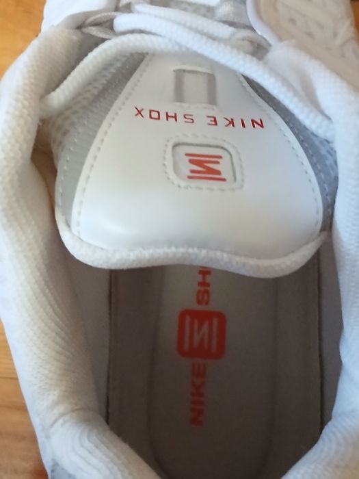 Маратонки NIKE Shox