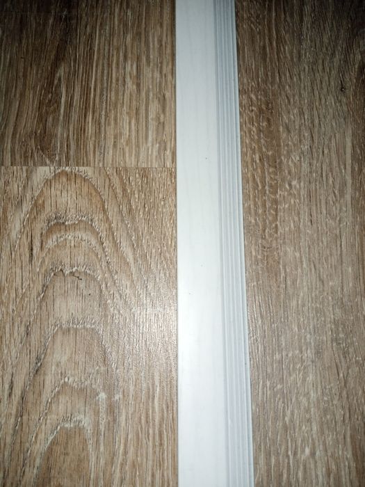 Уголки для стен  (15 шт)