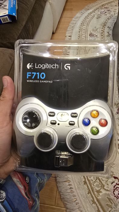 Maneta PC Consola Logitech F710