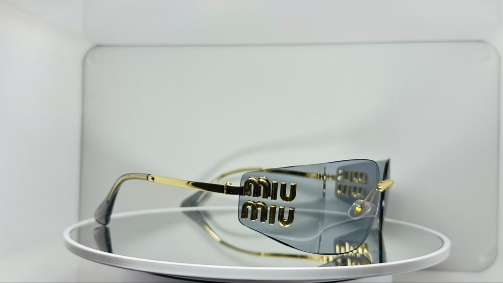 Дамски женски слънчеви очила Chanel Miu Miu с минимални фабрични недостатъци
