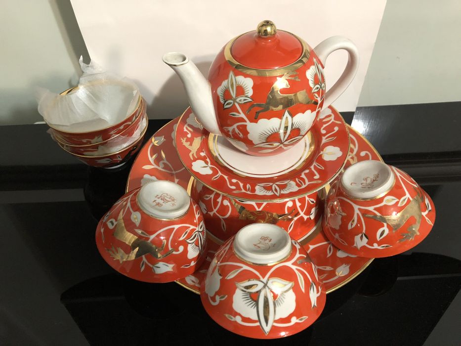 Чайный сервиз «Золотой олень»