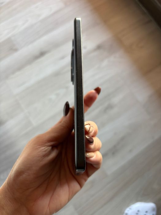 Продава перфектен Redmi Note 14