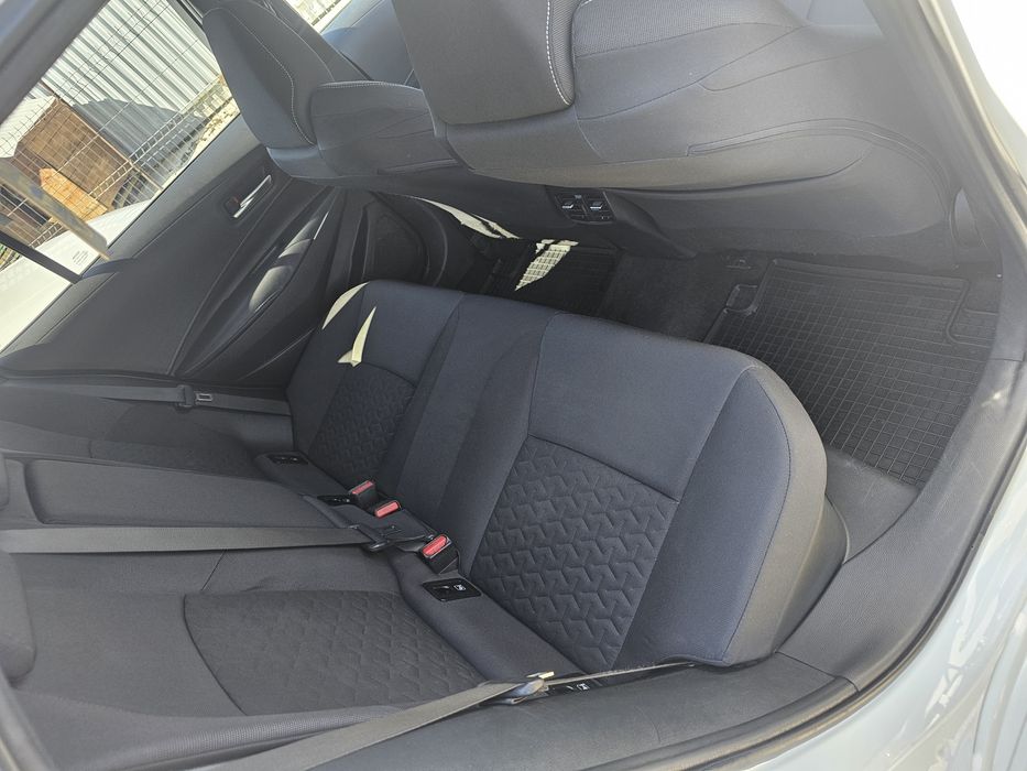 Toyota Corolla 2020  2022 1.8 hybrid