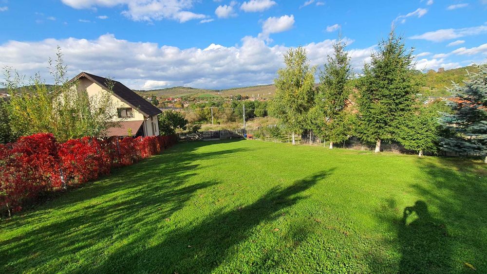 Teren cu AUTORIZATIE constructie casa plus CABANA LIVEZENI, 1824 MP