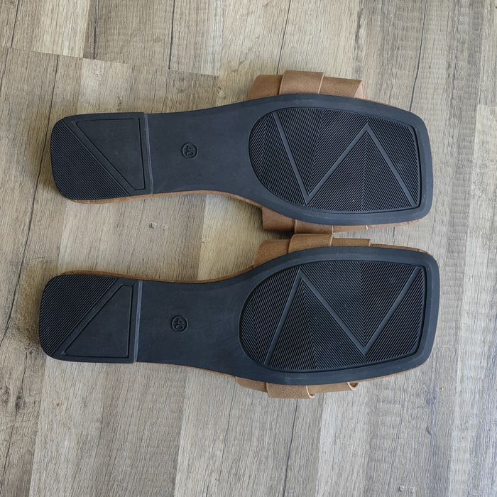 Дамски кафяви чехли