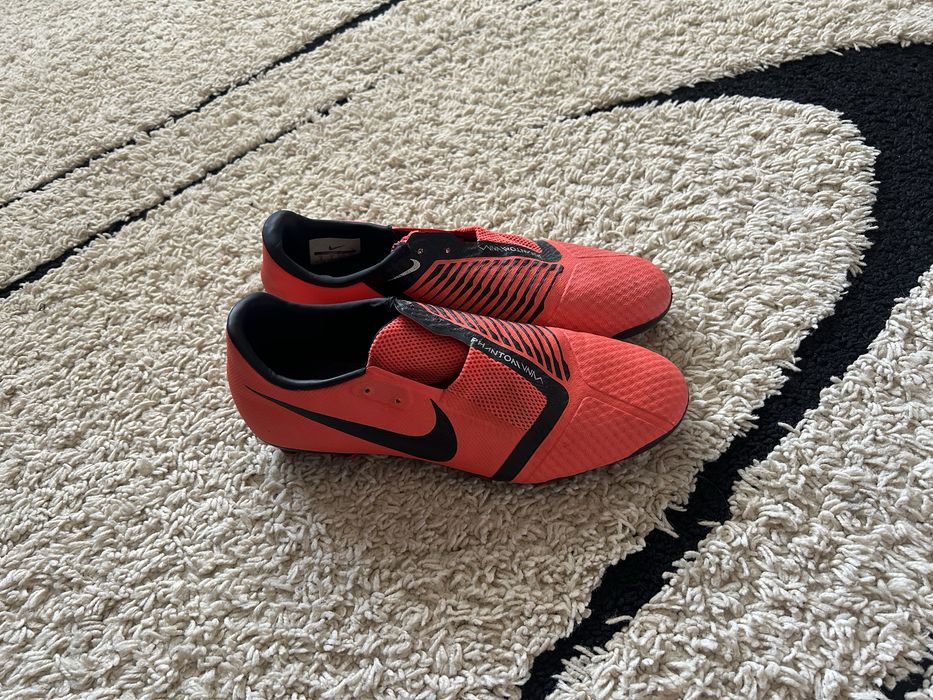 Nike Phantom Academy