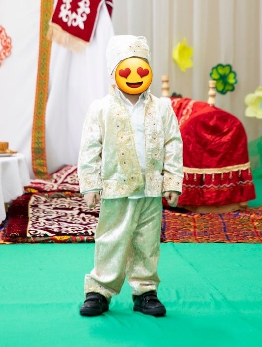 Продам костюм казахский