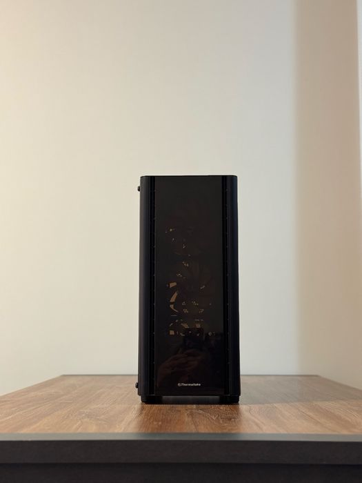 Работна станция: i9-10900KF | 64GB RAM | 1.5TB NVMe | Водно охлаждане