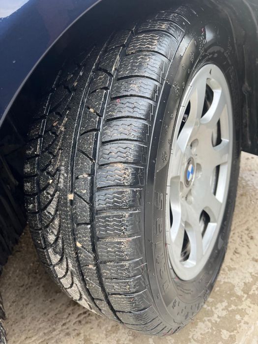 Vand 4 jante aliaj originale bmw cu cauciucuri de iarna