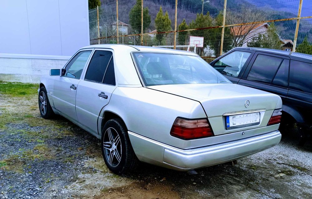Mercedes E200 W124