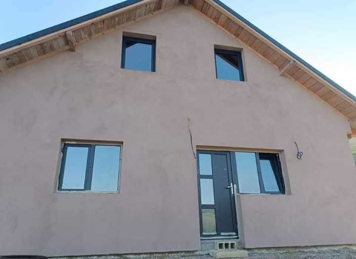 Lucrări în construcții