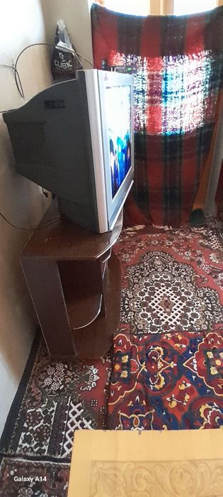 Телевизор Сотилади