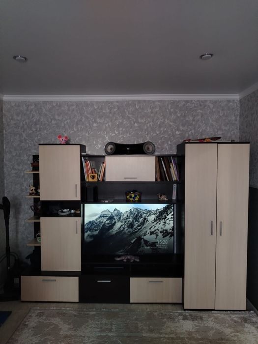 Продам стенку в отличном состоянии