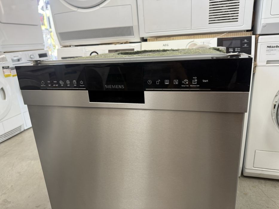 Съдомиялна машина за полу вграждане Siemens Iq500 60 см