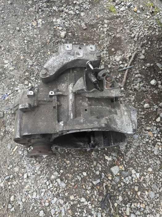 РЪЧНА СКОРОСТНА КУТИЯ за VW / audi / сеат 2.0 тфси 6ск