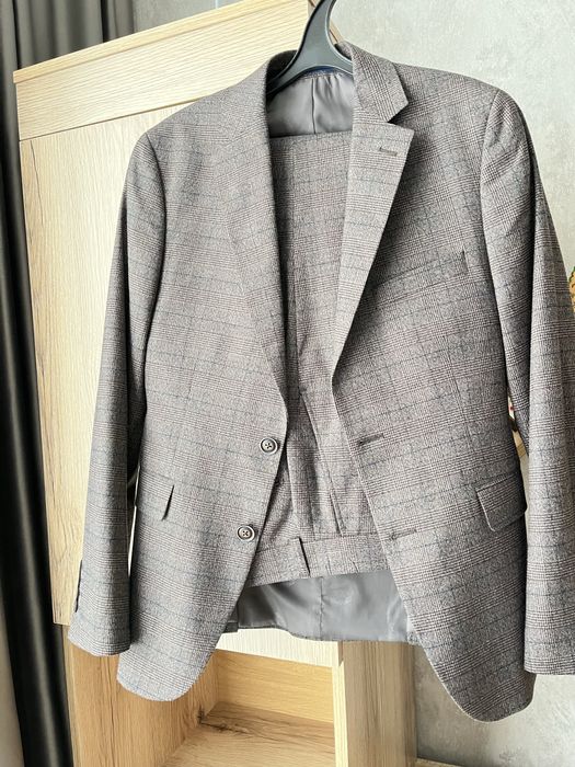 Пиджак и брюки мужские