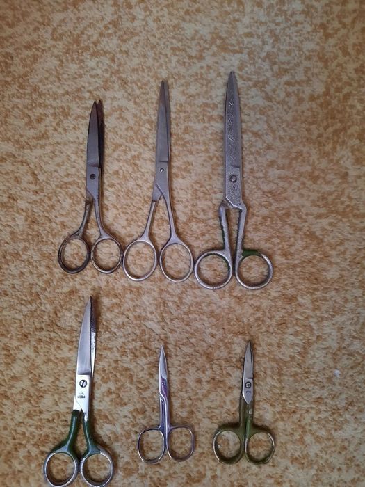 Продаю  ножницы.
