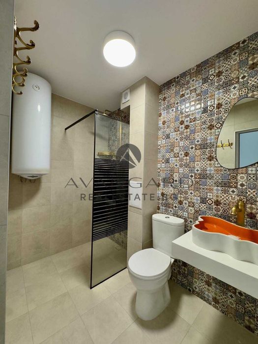 Продава се Тристаен апартамент в Пловдив, Христо Смирненски - 91 кв.м за 1034 €/кв.м - Снимка #9