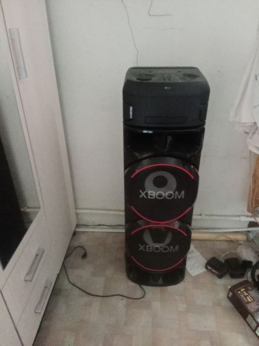 Музкальны центор