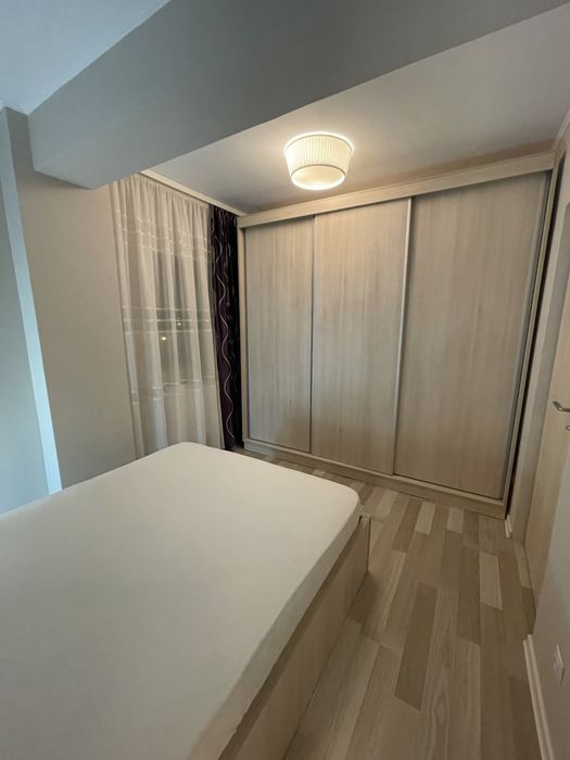 Proprietar | Închiriez apartament 2 camere tip studio str Crinului centru bloc nou