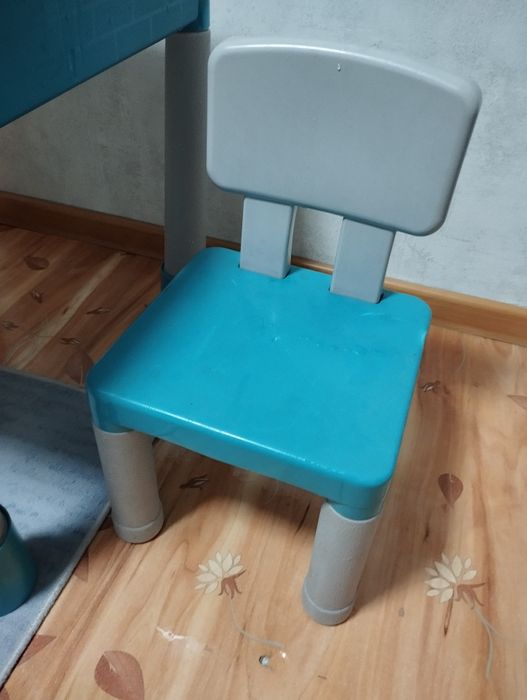 Детский стол для лего