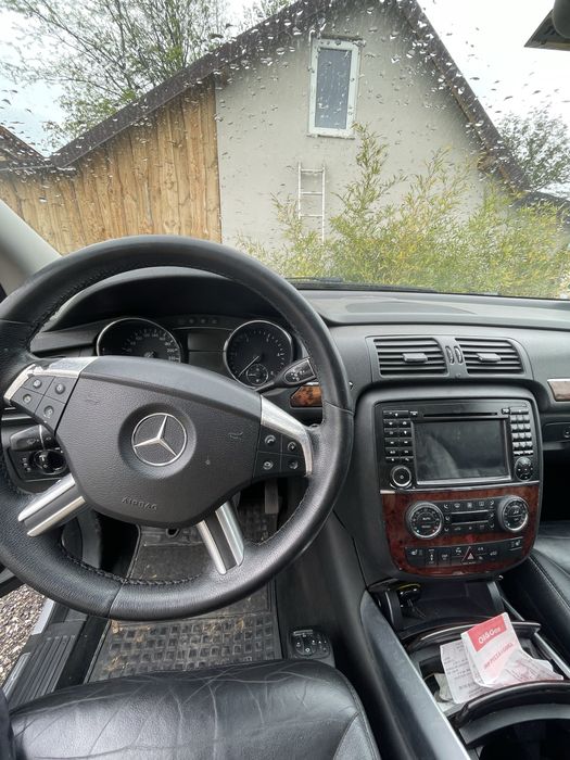 Vand mercedes R-class ,tel 0721180368