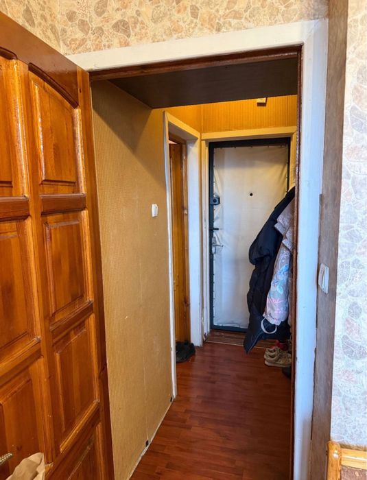 Продается 1 комнатная квартира Дархан Мирзоулугбек