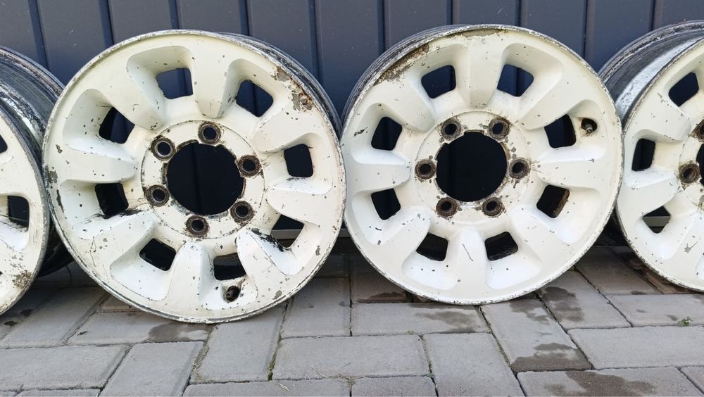 Диски на машину делика,паджеро