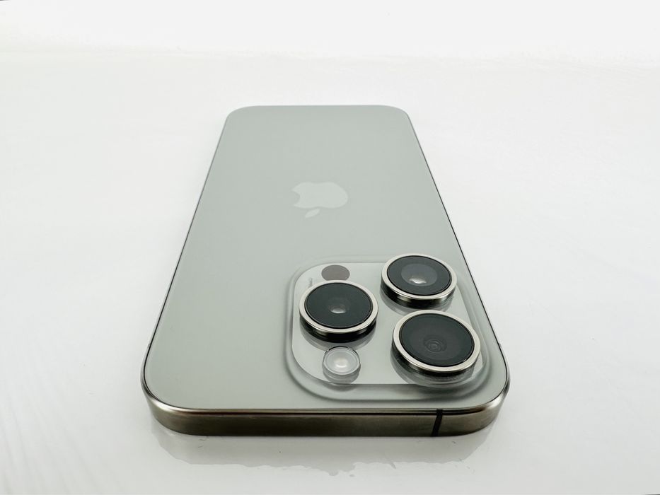 Apple iPhone 15 Pro Max 256GB Natural Titanium Перфектен! Гаранция!