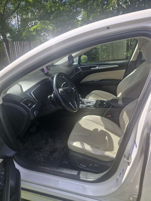 FORD Mondeo 2015 — imagine 2