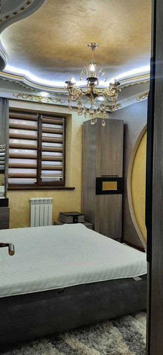 Тошкент ш,  Сергеле 1-кават, 126кв,  йул юзида, мошина бозор  ёнида