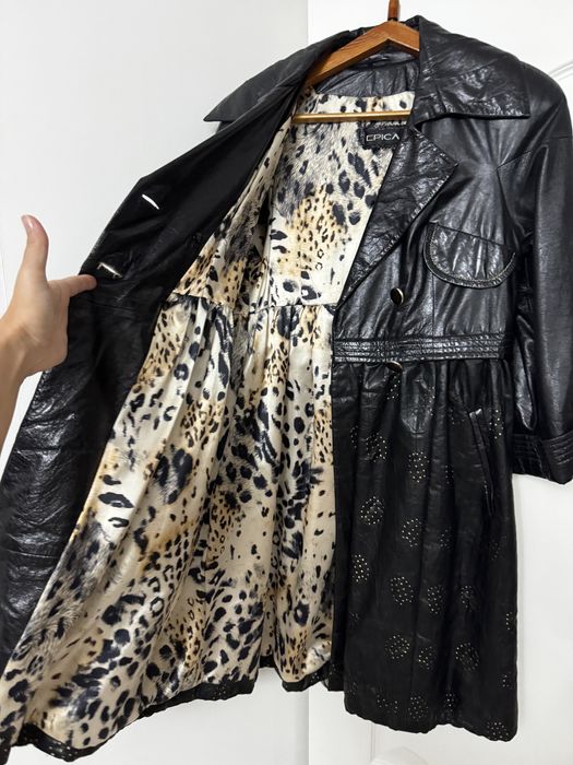 Кожаный плащ женский