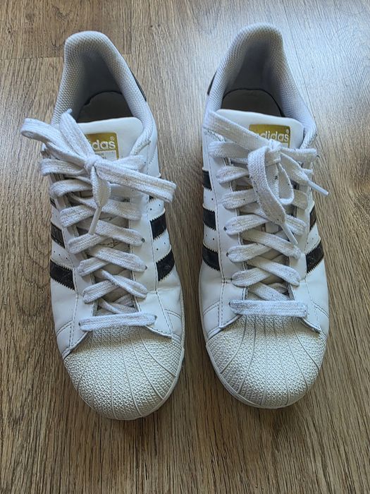 Adidas  superstar