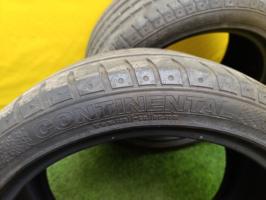 Шины 255/40 ZR19 пара Continental