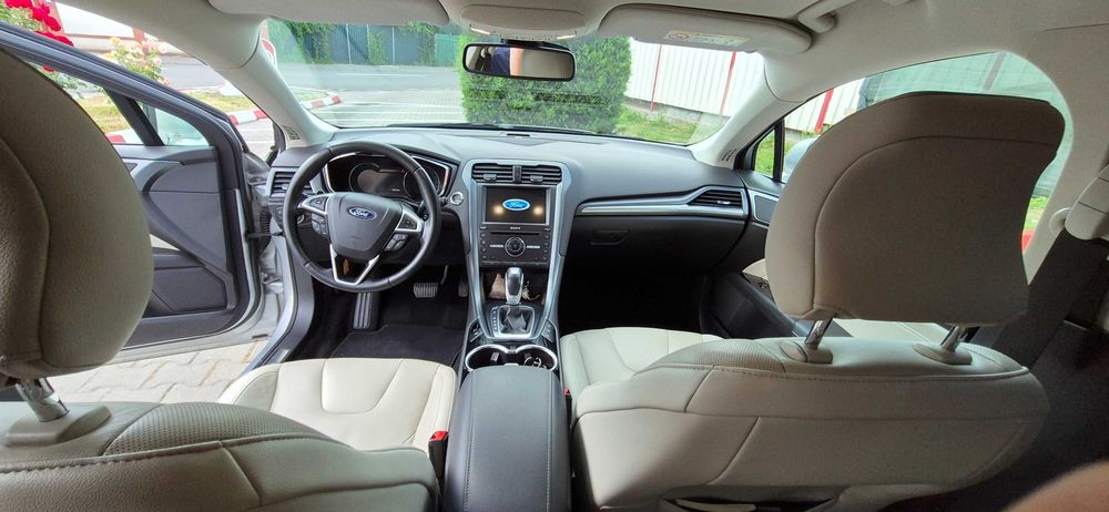 Ford Mondeo 2.0 TDCi Powershift