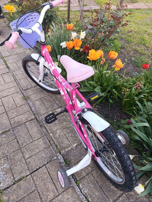 Детско розово колело с помощни гуми - 18 цола
