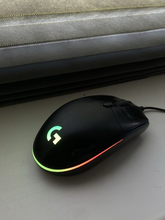 Мышка Logitech G102 LIGHTSYNC