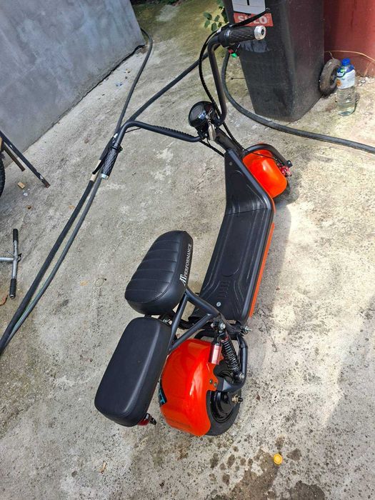 De vânzare scooter electric!