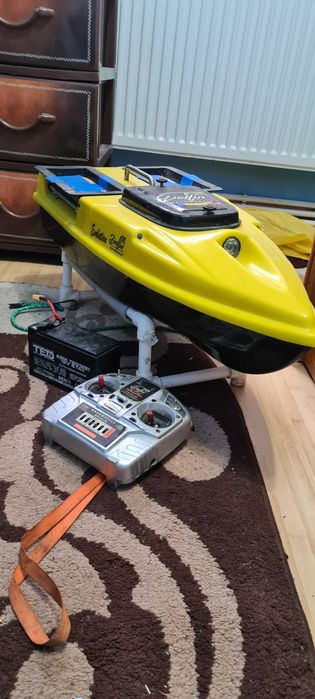 Navomodel pescuit barcuta