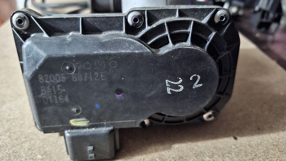 Vand Piese logan 1.2