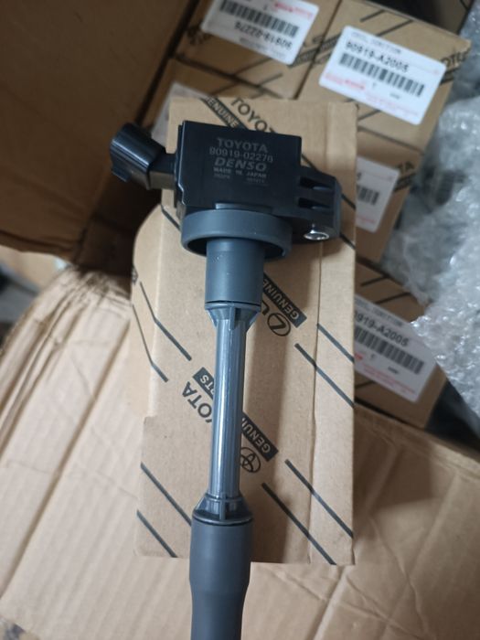 Катушка зажигания Камри 70