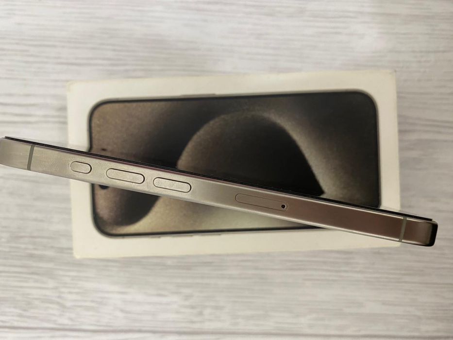 Айфон 15 про титан