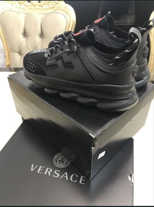 Adidasi versace nou